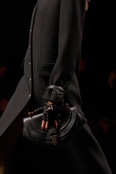Look 7